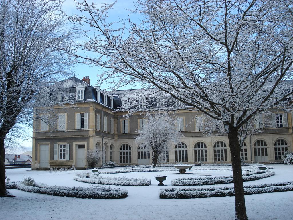 Espace Bernadette Soubirous Nevers Exterior photo