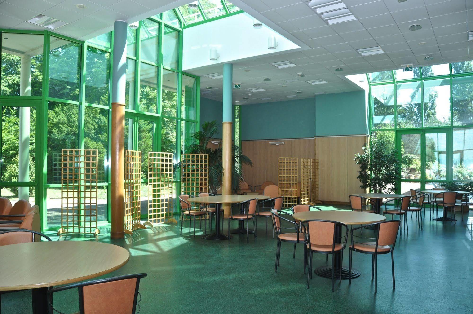 Espace Bernadette Soubirous Nevers Exterior photo