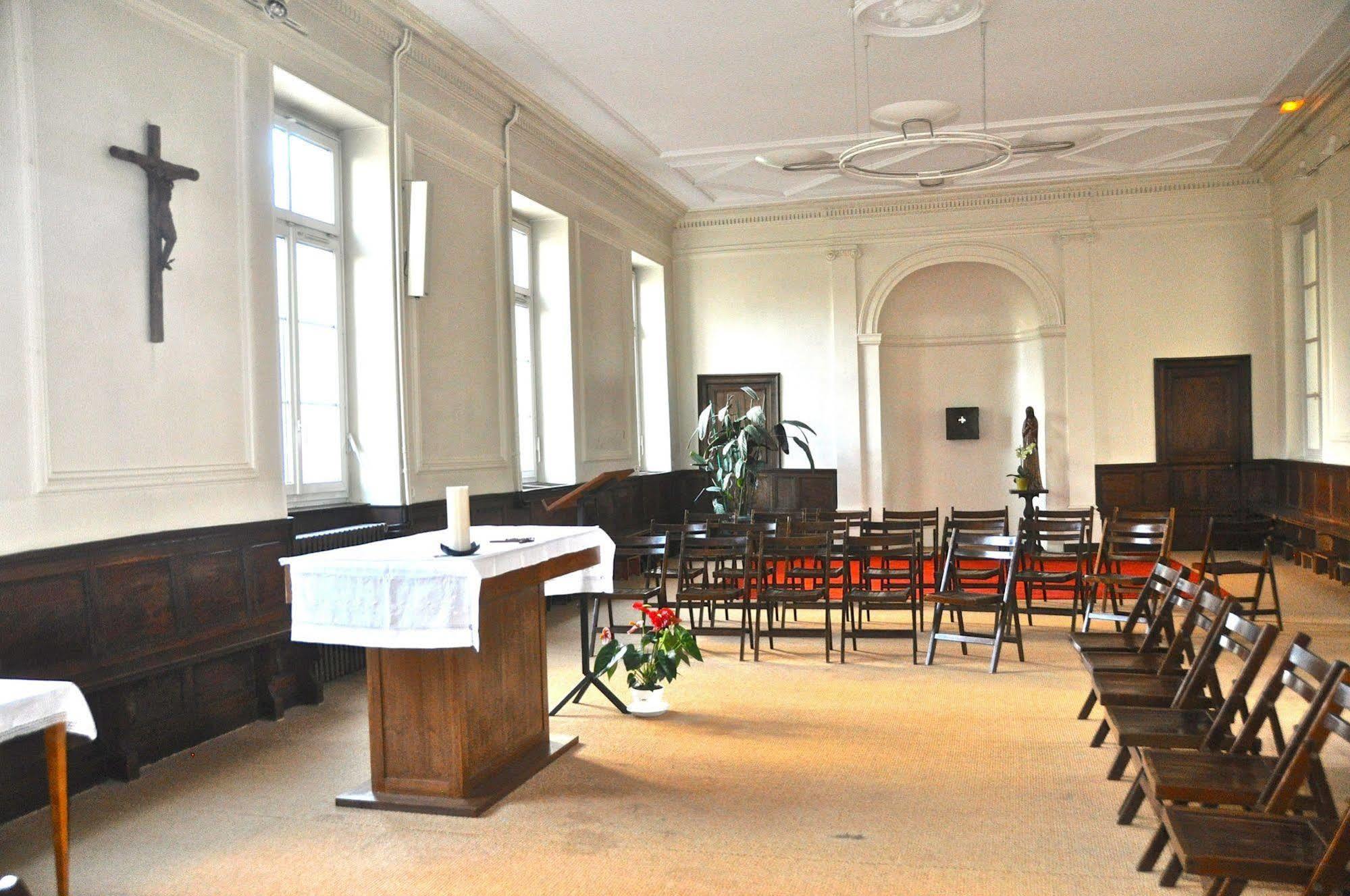 Espace Bernadette Soubirous Nevers Exterior photo