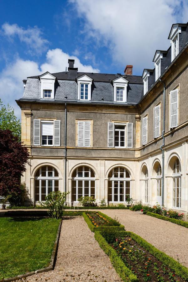 Espace Bernadette Soubirous Nevers Exterior photo