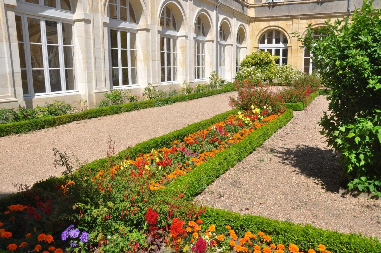 Espace Bernadette Soubirous Nevers Exterior photo